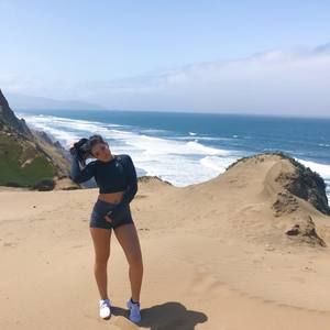 Meet your Posher, Devani